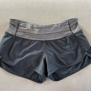 Lululemon Speed Shorts, Sz 2, 2.5” inseam